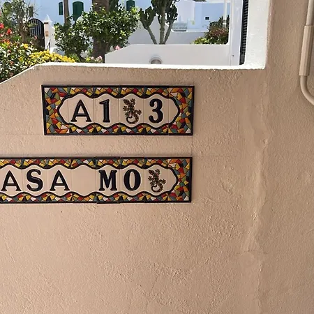 Casa Mo, 2 Bedroom Close To The * Puerto del Carmen (Lanzarote)