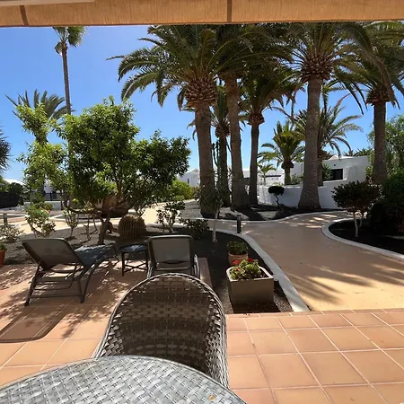 Apartment Casa Mo, 2 Bedroom Close To The Puerto del Carmen (Lanzarote)