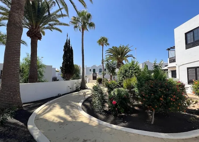 Casa Mo, 2 Bedroom Close To The Appartement Puerto del Carmen (Lanzarote)